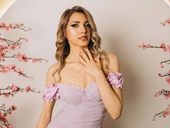 IrisLayne webcam model stream image