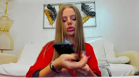 VikaFever webcam model stream image