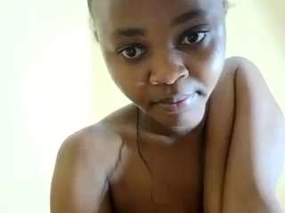 freeky-mess webcam model stream image