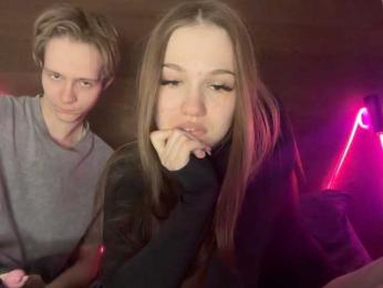 titsDestroy2007 webcam model stream image