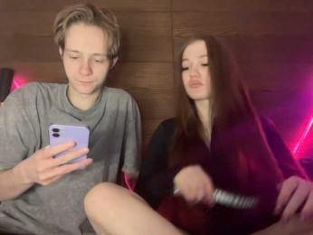 titsDestroy2007 webcam model stream image