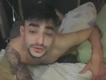 Bezzzzzerr webcam model stream image