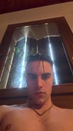 luchino220 webcam cam4 model stream image