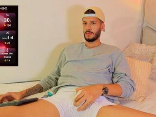 Maxx Cooper webcam model stream image