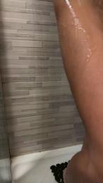 Ade_hot webcam model stream image