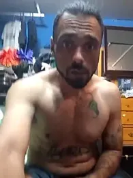 C8L3U webcam model stream image