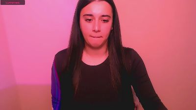 AlinaFert_ webcam model stream image
