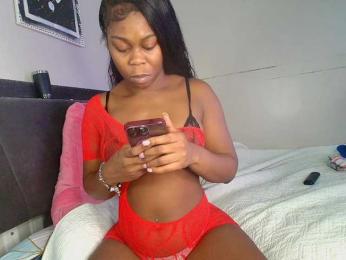 Naomiruty webcam model stream image