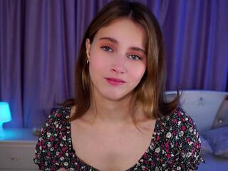 Lorie Bellinder webcam model stream image