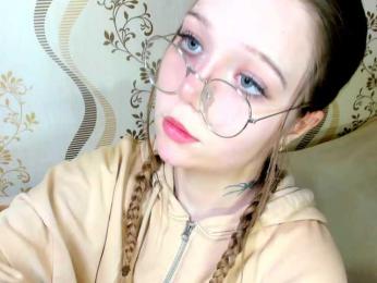 MelMooon webcam model stream image