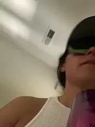 mrs__unknown webcam model stream image