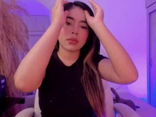 alexaadamss webcam model stream image