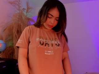 alexaadamss webcam model stream image