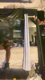 KeyZDaEntrtainr webcam cam4 model stream image