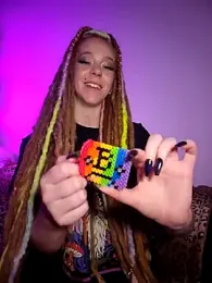 LucidLucy webcam model stream image