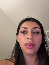 sweetAli_ webcam stripchat model stream image