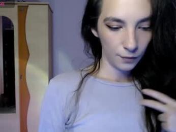 bellaqueen0701 webcam model stream image