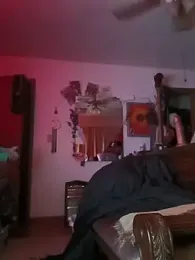 Dee-Lux_Fux webcam model stream image