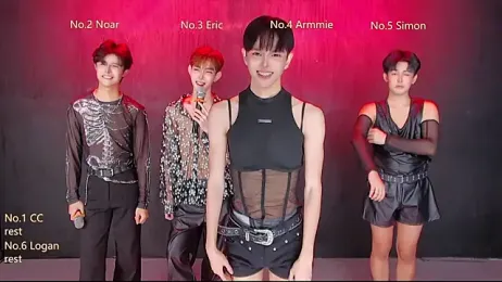 Queen-Vibe webcam model stream image