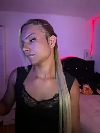 andyy_x webcam stripchat model stream image