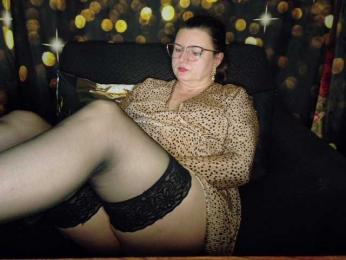 Golden_Lady webcam model stream image