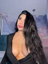 kiim_taaylor webcam model stream image