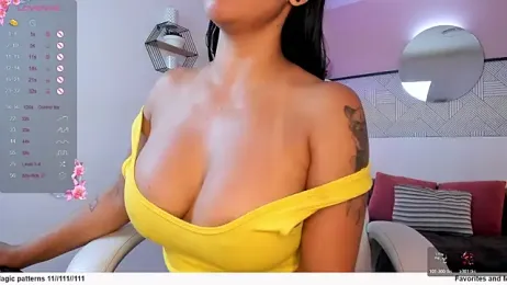 Sue_Wolls webcam stripchat model stream image