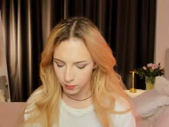 tiffany_king webcam model stream image