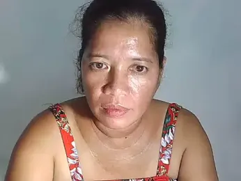 wethornypussy4u webcam model stream image