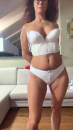 Antonella524 webcam model stream image