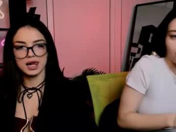 miki_ti webcam chaturbate model stream image