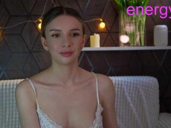 Malyshkaaa webcam model stream image