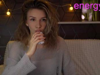 Malyshkaaa webcam model stream image