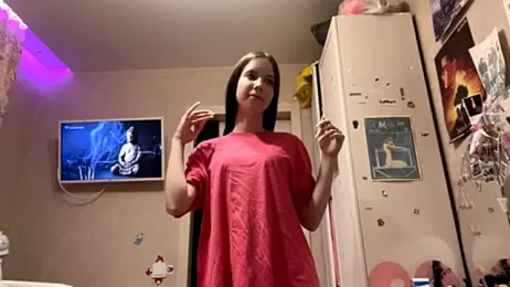 AxyKitten webcam model stream image