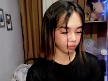 uxie_mew webcam model stream image