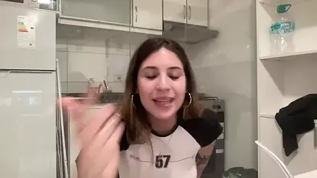 Lolykush webcam model stream image