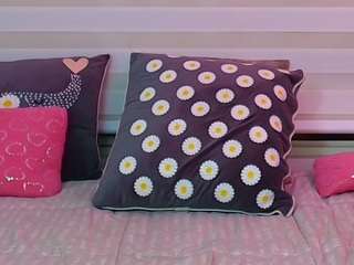 anielli69hot webcam model stream image