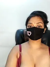 Tapur- webcam model stream image