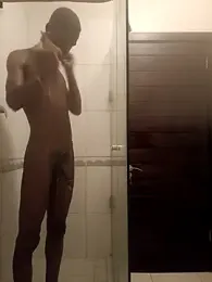 Fizozoo webcam model stream image