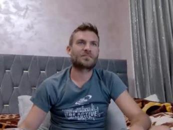 10in_deluxe webcam chaturbate model stream image