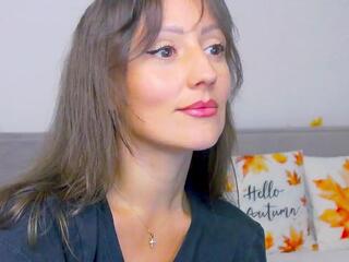 Alexia Cage webcam model stream image