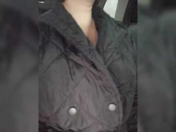 Lady-marshmallows webcam model stream image