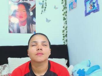 sara_mendez2_ webcam model stream image