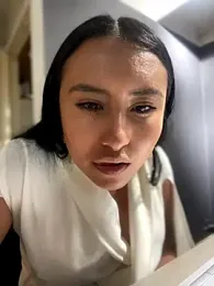 Venus_Rivers webcam model stream image