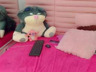 valentina-johnson webcam model stream image