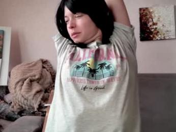 angelika_rouge webcam model stream image