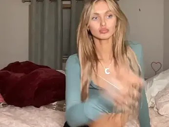 Kyliecameron webcam model stream image