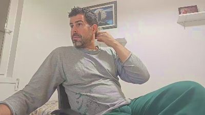 _BruceStrong_ webcam model stream image