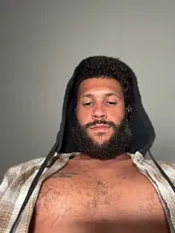HungStr8Lightskin webcam model stream image