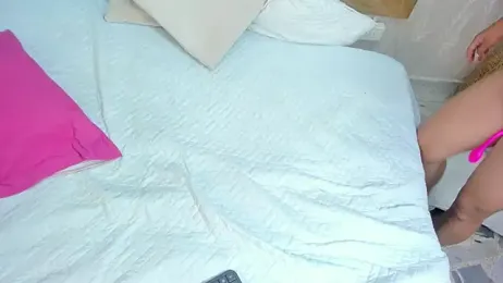 yayi_derek webcam model stream image